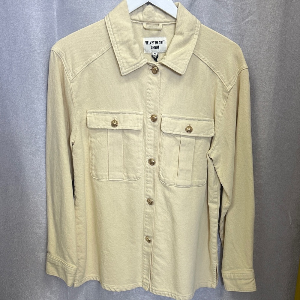 New with tags. Velvet heart. Cream denim shirt jacket gold buttons
